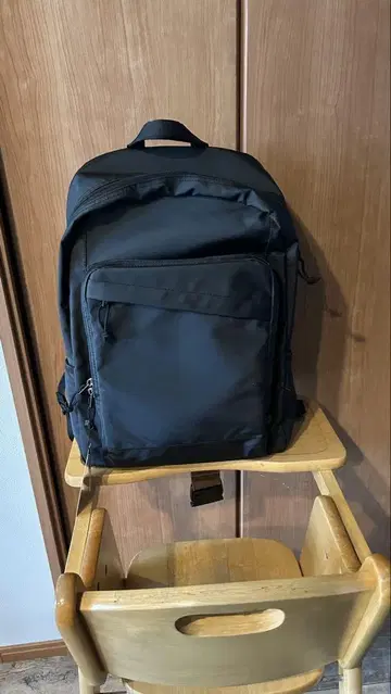 블랙 백팩