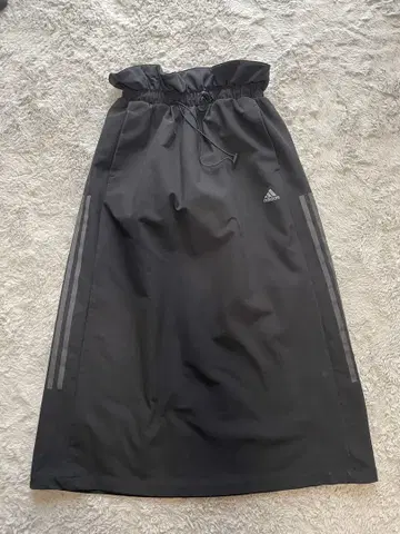 adidas 블랙 롱 스커트 L