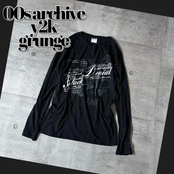 2000's long sleeve shirt scull print y2k
