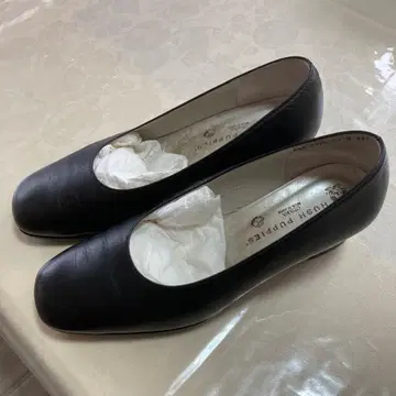 HUSH PUPPIES 블랙 펌프스 24 EE 중간 힐