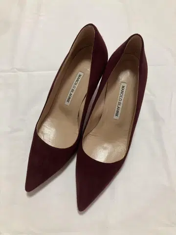 가격 인하 불가! 새상품급! 마놀로 블라닉 펌프스 37.5