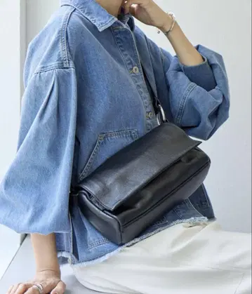 beardsley 비어즐리 가죽 바디백