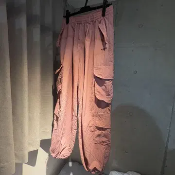 NERDY 핑크 카고 팬츠 M 사이즈