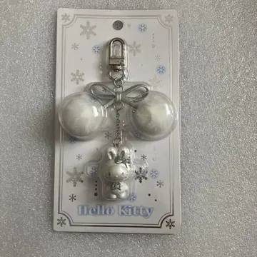 새상품 산리오 헬로키티 복슬복슬 스노우 토끼 키링