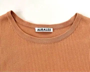 AURALEE 하이 게이지 립 니트 티 베이지 오렌지