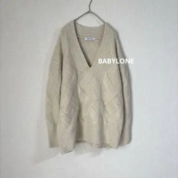 BABYLONE 케이블 V넥 니트 오버 사이즈 기하학 패턴