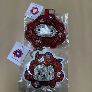 미야쿠미야쿠 산리오 콜라보 키링 2개 세트