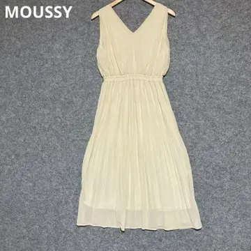MOUSSY 슬리브리스 롱 원피스 크림색