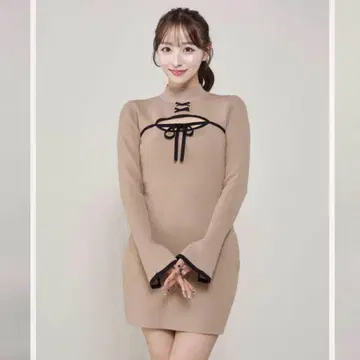 Darich 프론트 오픈 리본 니트 미니 원피스