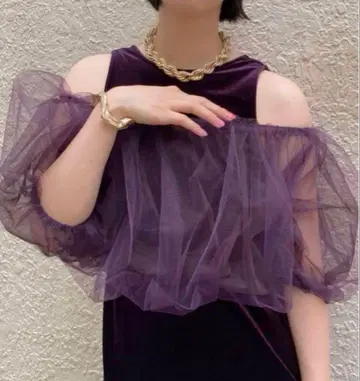 UND MANY WAY BALLOON VEIL DRESS