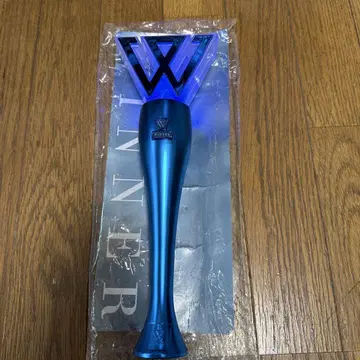 WINNER 초기 응원봉 W형 파랑