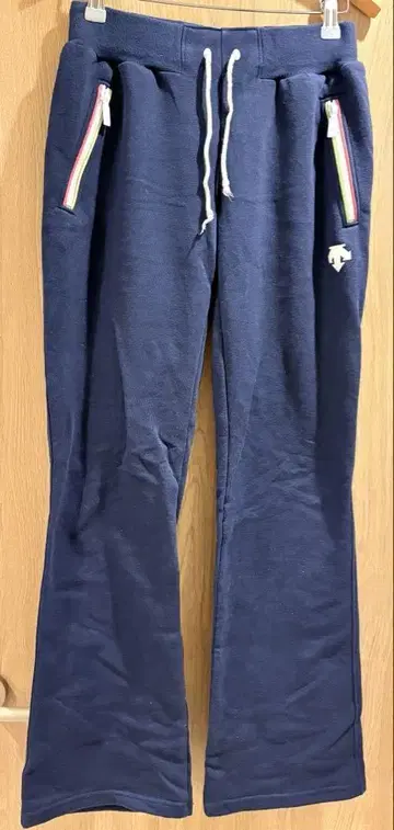 DESCENTE 네이비 스웨트 팬츠 L