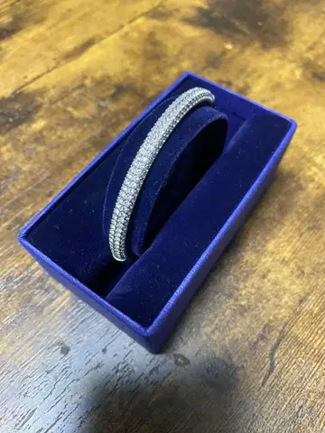 Swarovski 크리스탈 뱅글