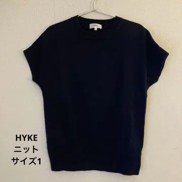 HYKE 네이비 반팔 니트