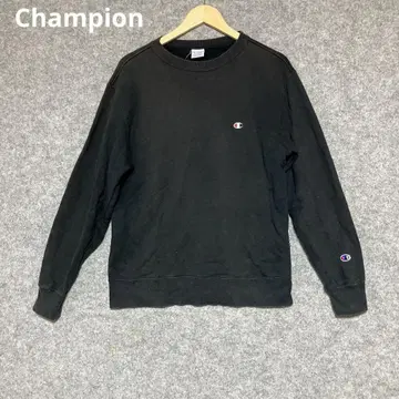 Champion 블랙 맨투맨 트레이닝복