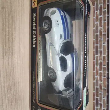 Dodge Viper GTS-R 1:18 Special Edition