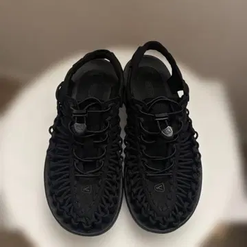 Keen 샌들 블랙 24.5cm
