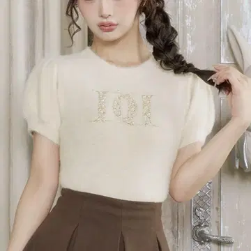 Darich 팬시 비즈 DD 로고 니트탑