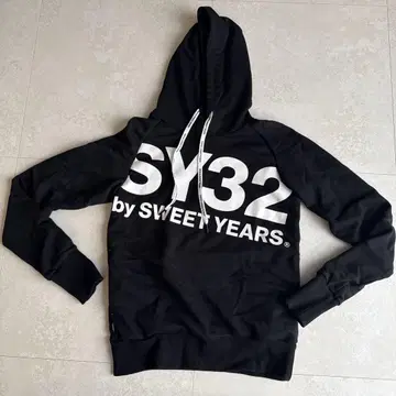 SY32 by SWEET YEARS 블랙 후드티 S 사이즈