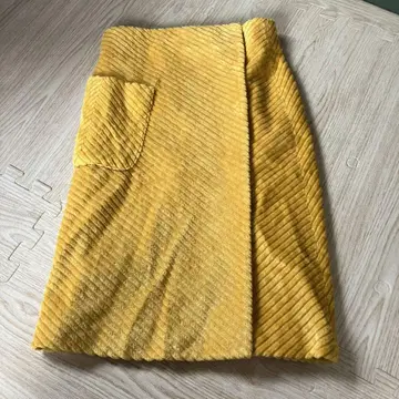 jines 랩스커트 옐로우 컬러
