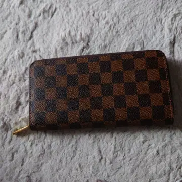 다미에 패턴 브라운 가죽 장지갑