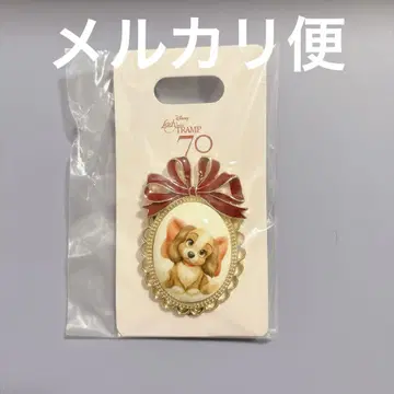 디즈니 스토어 레이디 와와 이야기 브로치