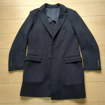 투모로우랜드 네이비 체스터필드 코트 46