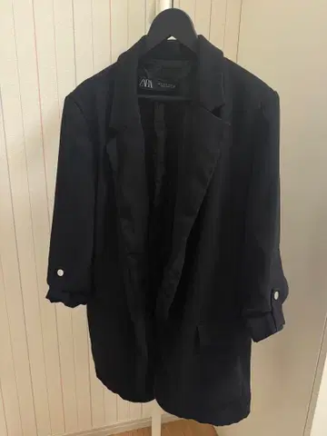 ZARA 블랙 7부 소매 자켓