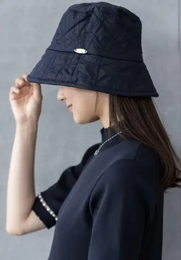 아메노치하레 다이아 퀼팅 버킷 햇
