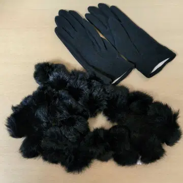 블랙 장갑과 퍼 세트