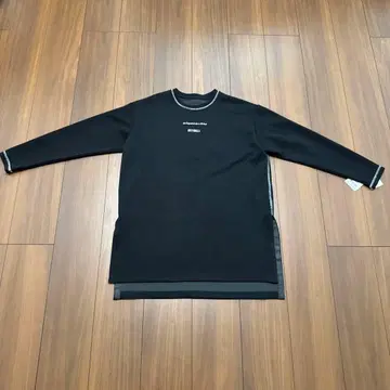 mite fabrica 블랙 긴팔 T셔츠