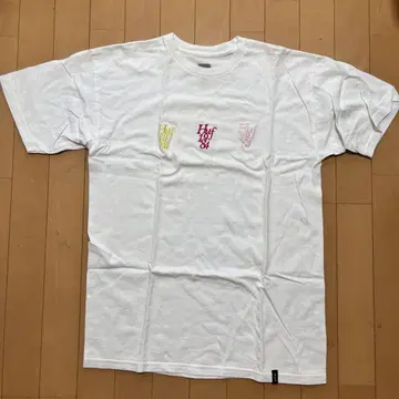 Huf 화이트 티셔츠
