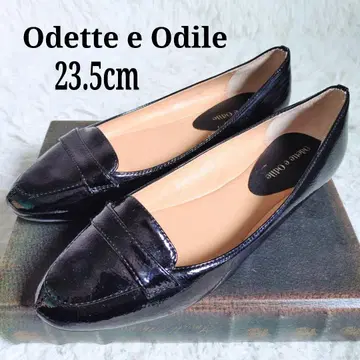 [ 새상품급 ] odette e odile 펌프스 로퍼 에나멜 블랙