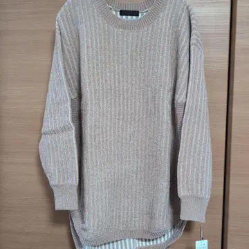스콧 클럽 리브 짜임 베이지 긴팔 니트