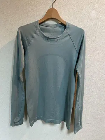 가격 인하 룰루레몬 긴팔 상의