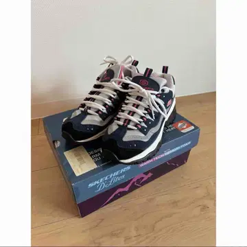 Skechers 네이비 핑크 스니커즈 23.5