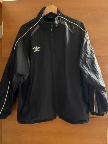 [ UMBRO x PUBLUX ] 별주 트랙 자켓