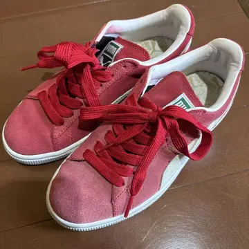 PUMA 스웨이드 레드 스니커즈