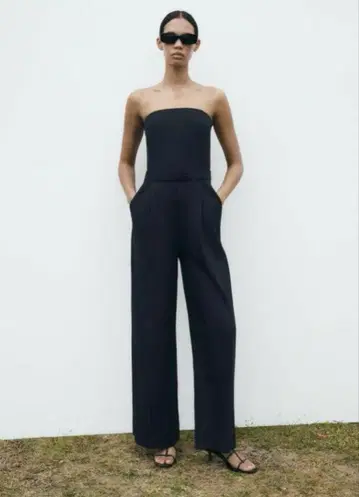 zara 린넨 블렌드 점프 수트 스트랩리스 네이비