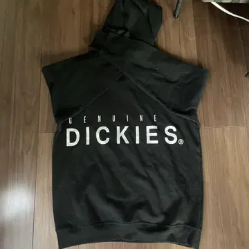 DICKIES 블랙 후드 부착 후드티