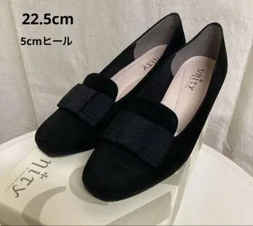 새상품급! unity 블랙 스웨이드 리본 펌프스 22.5cm