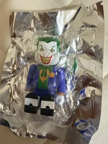 BE@RBRICK CHASE/ BATMAN HUSH/ 조커