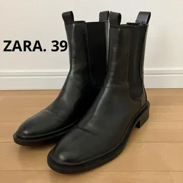 ZARA. 39 사이즈 사이드 고어 부츠 블랙