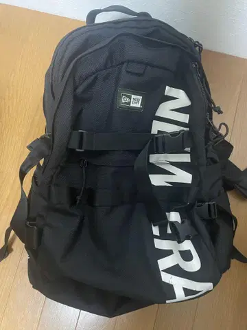 뉴에라 백팩