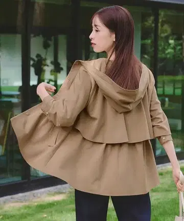 Tiaclasse 마운틴 프릴 후드티