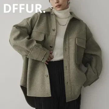 DFFUR. 카키 스텐칼라 오버코트