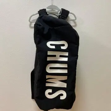 CHUMS 블랙 백팩 참스
