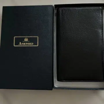 애쉬포드 블랙