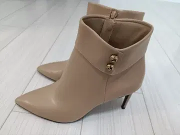 스틸레토 힐 장식 앵클부츠