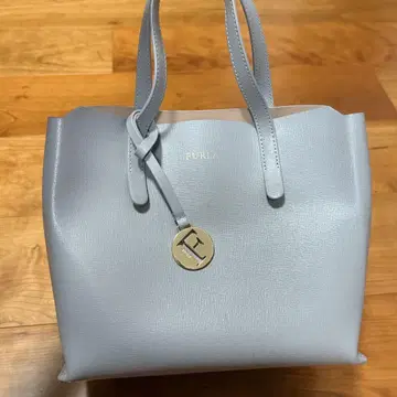 [ FURLA ] 라이트 그레이 토트백